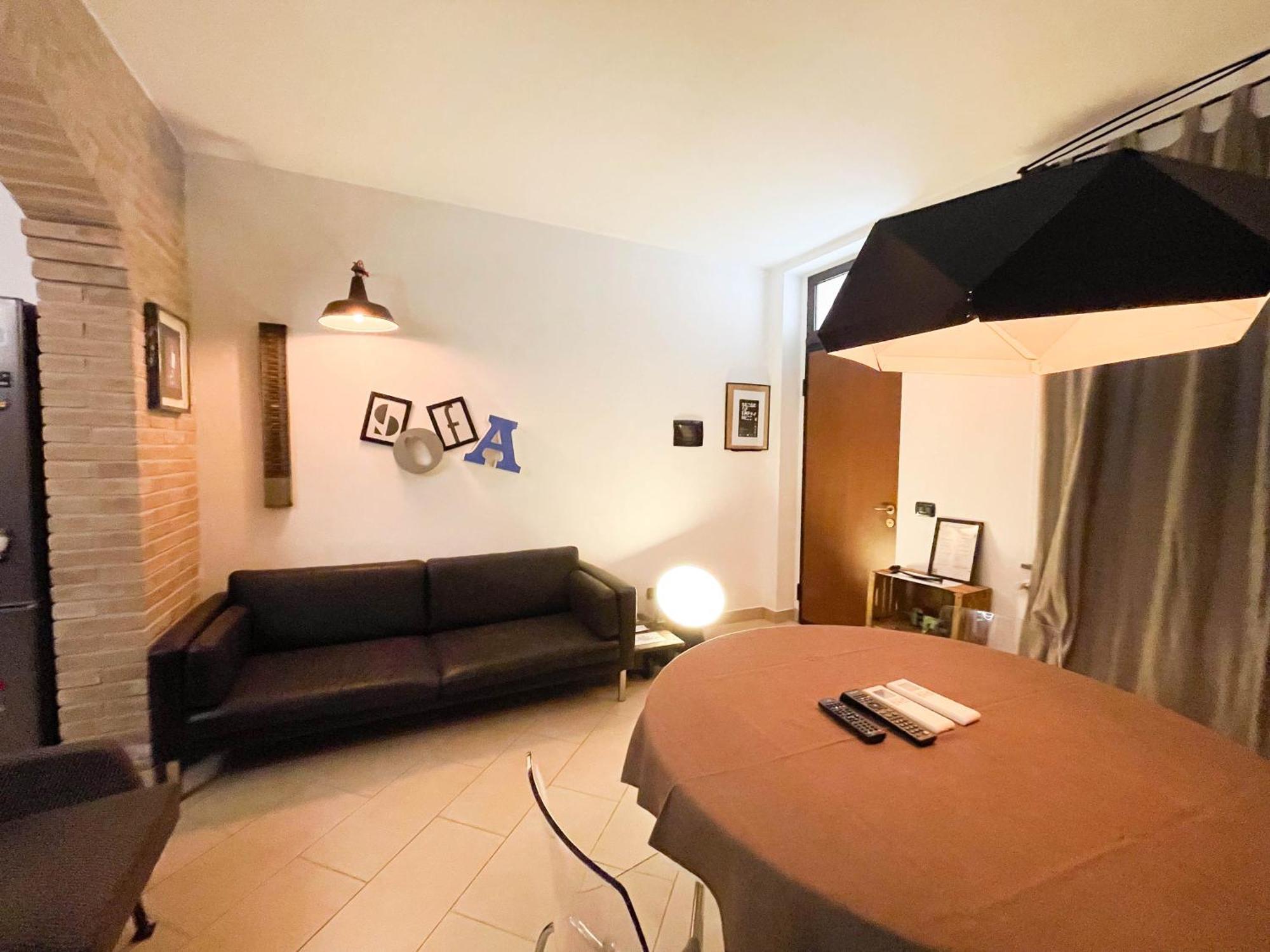 Incortedafabio Design Flat With Bikes Caronno Pertusella Exterior photo